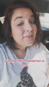 Shannon Hardman's Instagram, Twitter & Facebook