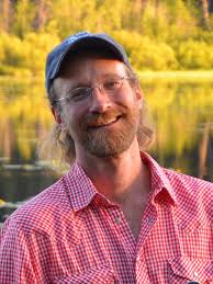 The Organic Beekeeping Frontier: A Conversation with Rodale Institute's  Beekeeper