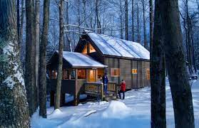 Our beautifully furnished, fully equipped luxury cabins are ideal for honeymooners, families and adventurists. New River Gorge Cabins Lodges