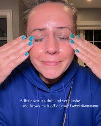 I'm often asked what my skincare routine looks like, so here is my step by  step routine. ☀️I'm a creature of habit and feel like i have FINALLY found  a routine that