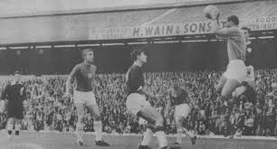 Catch the latest portsmouth and swindon town news and find up to date football standings, results, top scorers and previous winners. Portsmouth 5 Swindon Town 0 In Sept 1964 At Fratton Park Swindon On Rare Attack In The Division 2 Meeting Pompey Swindon Town Portsmouth