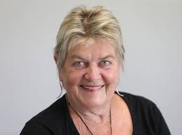 Journalist and former Whangamata News editor Lesley Staniland dies