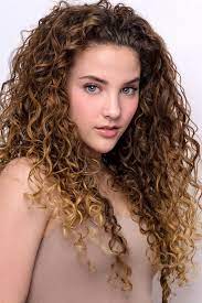 Comment down below what you guys think! Sofie Dossi