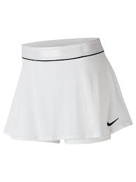 Tennisrock mit integrierter unterziehhose für optimale bewegungsfreiheit und.dank des klassischen, einfarbigen designs kannst du den tennisrock einfach kombinieren und machst darin. Nike Damen Tennisrock Nikecourt Dri Fit Weiss L
