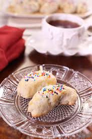 Sizilianische cuccidati mit aromatischen feigen, süßlicher orangenschale und kalifornischen mandeln. Cuccidati Recipe Italian Fig Cookies Zagleft
