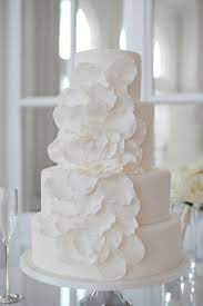 Photography By Thestudiobphotographyblog Com Floral Design Event Coordinati Wedding Cake Simple Elegant Classy Wedding Cake Simple Elegant Wedding Cake Pearls