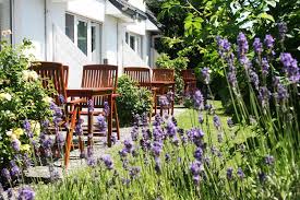 Unser haus sonnenschein in büsum hat acht helle, gemütliche und modern ausgestattete ferienwohnungen, die wir von privat vermieten. Haus Sudwind In Busum Ferienwohnungen Home Facebook