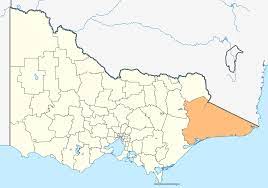 It begins immediately east of the suburbs of melbourne and stretches to the new south wales border, lying between the great dividing range to. Shire Of East Gippsland Wikipedia