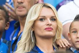 Dimitri payet confirms west ham stay after being spotted at kfc in service station in folkestone football short back and spurs. Ludivine Compagne De Dimitri Payet