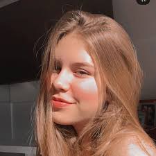 Stream Ana Laura music