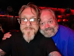 zacefron @kaycstroh @mrgrabeel @corbinbleu @_moniquecoleman @ashleytisdale  @vanessahudgens let's have a reunion😂😂💪