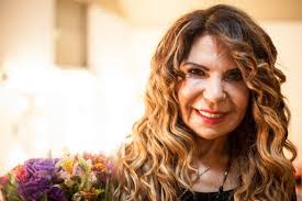 A menina nasceu prematura de oito meses, vinda ao mundo de parto normal, no rio de janeiro. Elba Ramalho Regrava Sucesso De Djavan