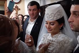 Заурбек ищет утешения в тренировках. My Ehali Dvoe Sutok Ya Plakala Vsyu Dorogu Sinyaki 20 Kilogrammovoe Plate I Novaya Mat Kak Vydayut Zamuzh Osetinskih Devushek Yavleniya Cennosti Lenta Ru