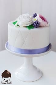 Einstockige Hochzeitstorte Clean Simple Umwerfend Schon Mann Backt Hochzeitstorte Hochzeitstorte Fondant Hochzeitstorte Blumen