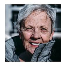 The Dog Walkers: Davis, Michelle: 9781734461947: Amazon.com: Books