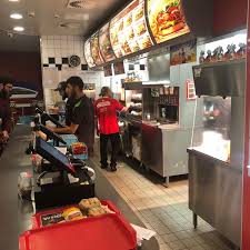 But should you need them, here are a bunch of fast food places open on burger king typically doesn't close restaurants on holidays, but it does change their hours a bit. Photos At Burger King Fast Food Restaurant In Frankfurt Am Main