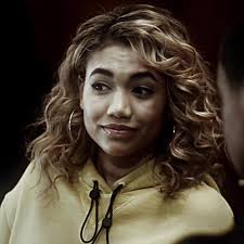 acted like she aint mess with Tariq at first 😂