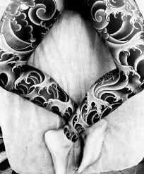 Black And White Japanese Tattoo Leg Sleeve Japanese Black And Grey Leg Sleeve Tattoos By Rhysgordon Swipe To The Side To See Both Photos Japanes Leg Tattoos Leg Sleeve Tattoo Japanese Sleeve Tattoos