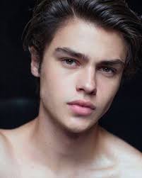With darby stanchfield, connor jessup, emilia jones, jackson robert scott. Felix Mallard Photos News And Videos Trivia And Quotes Famousfix
