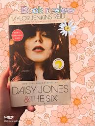 Daisy Jones & The Six: An Honest Book Review