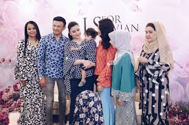 Shop baju kurung moden collection online @ zalora malaysia & brunei. Fesyen Baju Lisa Surihani