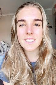 Anna Molan's Instagram, Twitter & Facebook