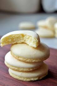 Combine the flour and baking powder, stir into the egg mixture to form a heavy dough. Anise Platzchen Self Frosting Anise Drops Old Old Recipe 20 Beating Time Not Necessary With Modern Kit Anise Cookie Recipe Drop Cookie Recipes Cookie Recipes