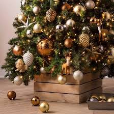 Celebrate In Style With The Natural Elements Of Gold Bronze And Silver In This Fo Christmas Tree Themes Christmas Tree Inspiration Gold Christmas Decorations