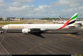 Provides a wealth of free download materials on this site.the site is full of interesting content, like paper craft and scrapbook, so you're sure to find something you like. A6 Ebj Emirates Airlines Boeing 777 300er At Singapore Changi Photo Id 1308022 Airplane Pictures Net