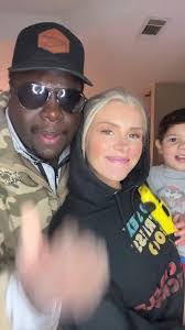 Dori Sullivan's Instagram, Twitter & Facebook