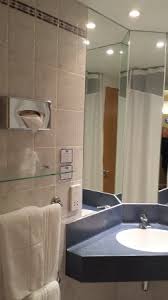 Free breakfast is included with your stay. Hi Express Croydon Bathroom Picture Of Holiday Inn Express London Croydon Tripadvisor