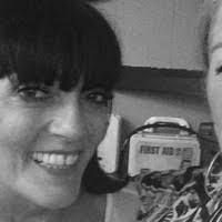 Ernestine Kelly's Instagram, Twitter & Facebook