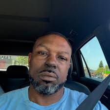 Which Tom and Jerry era is preferred, Hanna Barbera or Chuck Jones?