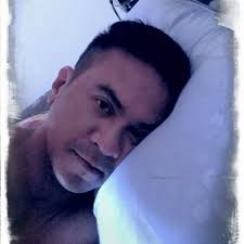 我去年參加過一次Hyrox，真的超好玩！很想再挑戰一次，特別是在台灣。不過可惜4/12 那場我沒辦法參加。 如果你覺得健身房舉重很無聊，真的一定要試試看