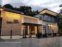 Lempar lembing berawal dari sebuah kegiatan manusia zaman dulu yang disebut juga dengan berburu binatang. Top 15 Tempat Menarik Di Sungai Lembing Destinasi Percutian Anda Ammboi