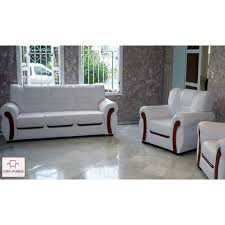 Queremos ayudarte a decorar tu casa de manera feliz, feliz es que se adapte a ti con productos actuales, modernos, nórdicos, industriales, elegantes, y contemporáneos. Brasileno Moderno 650cuc