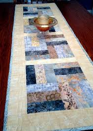 Pin On Table Runners Or Table Decorations