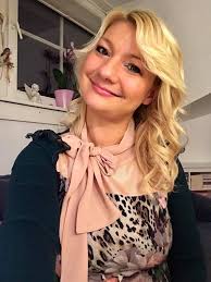 🌸⭐️🌸 Dokler človek nima rad sebe in dovoljuje nespoštljive situacije, ne  more reči, da ima nasproti sebe čustveno nezrelo osebo