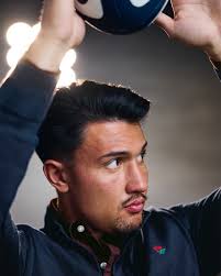 Wrapping up an amazing Quilter Nations Series! 1. Behind the scenes with  England Rugby at Pennyhill Park 🌹 2. Marcus Smith repping the rose! 📸 3.  Match day at Allianz Stadium! 🏟️