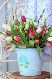 Noch mehr » account options. Tulpenspektakel Zum Fruhlingsanfang Im Roten Schwedenhaus Fruhlings Anfang Fruhlingsanfang Tulpen In Vase