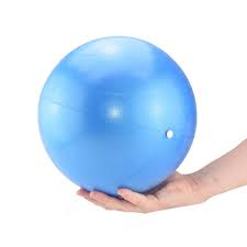 Full body yoga ball workout using a stability ball with janis saffellequipment: Soft Pilates Ball Yoga Ball In 7 Farben Bei Therapiebedarf24 De 3 49