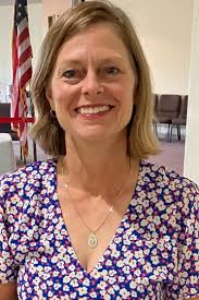 Joanne Iverson's Instagram, Twitter & Facebook