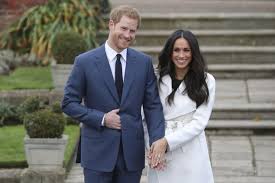 In ihrem verlobungsinterview verriet das verliebte paar, wie harry einige tage zuvor an einem gemütlichen und ruhigen abend im kensington palast auf die knie ging und meghan mit einem atemberaubenden ring bat, ihn zu heiraten. Prinz Harry Und Meghan Markle Heiraten Im Fruhjahr