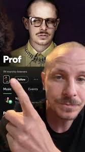 Is that Jennifer Aniston balancing