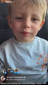 I love travelling in my job, but my goodness I miss #william and  @sophieseymourequestrian whilst I’m away. Then Soph send me this to tug