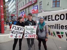 Say it loud say it clear refugees are welcome here. 150 000 Menschen In Wien Sagen Refugees Welcome Andas