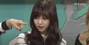 Mina had refuted jimin's defense of herself, as she was armed with witnesses and evidence. Nb Netizens Find Subtle Hints Of Mina Being Bullied In Past Aoa Tv Clips Netizen Nation Onehallyu