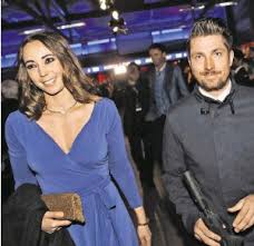 Zwar wird marcel hirscher in kranjska gora nur sechster, doch den gesamtweltcup hat er in der tasche. Marcel Hirscher Hat Geheiratet Pressreader