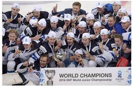 Team Finland Celebrate After Winning The World Championship At The Of The 2016 Iihf World Junior Ice Hockey Championship Hockey Teams Hockey Players Ice Hockey