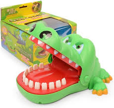 Bol Com Krokodil Met Kiespijn Spel Bijtende Krokodil Krokodil Tanden Spel Reisspel